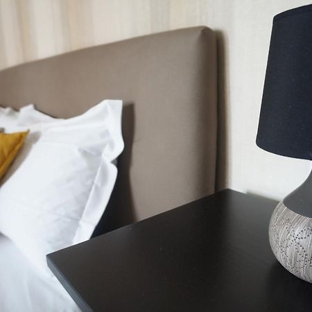 Cittadella Rooms ซาแลร์โน ภายนอก รูปภาพ