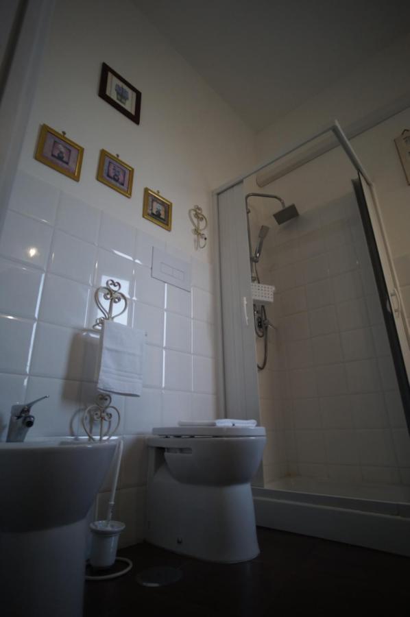 Cittadella Rooms ซาแลร์โน ภายนอก รูปภาพ