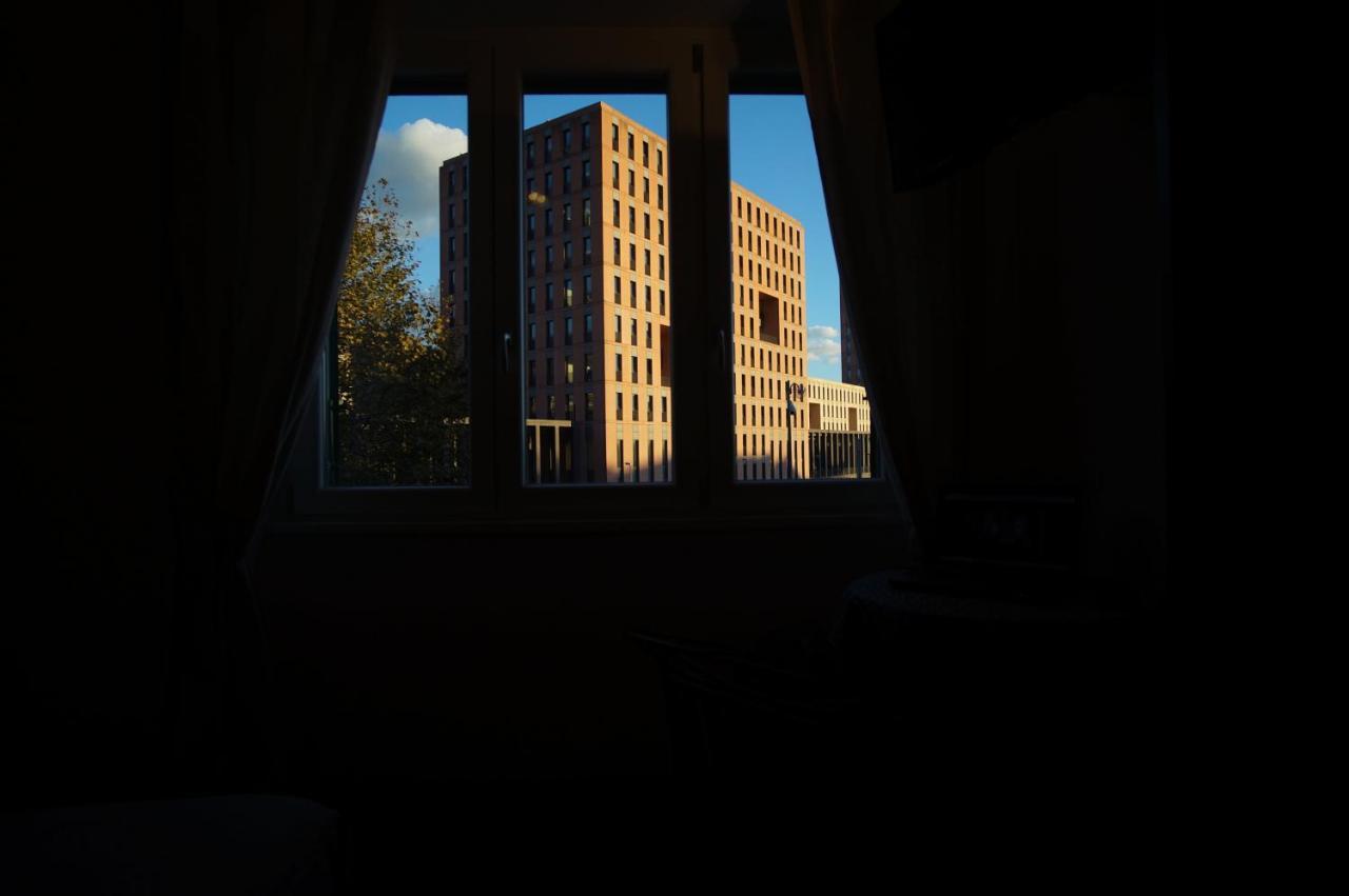 Cittadella Rooms ซาแลร์โน ภายนอก รูปภาพ