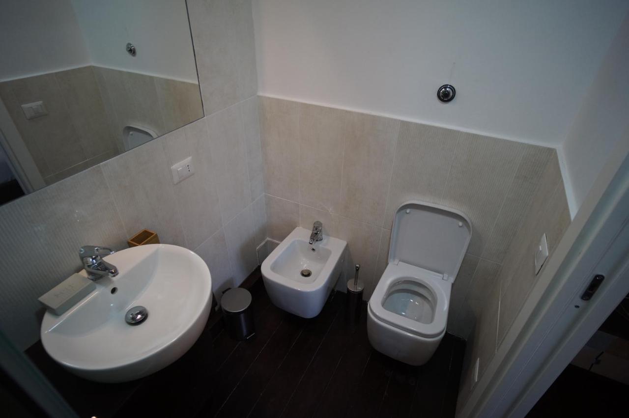 Cittadella Rooms ซาแลร์โน ภายนอก รูปภาพ