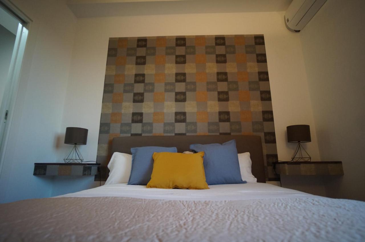 Cittadella Rooms ซาแลร์โน ภายนอก รูปภาพ