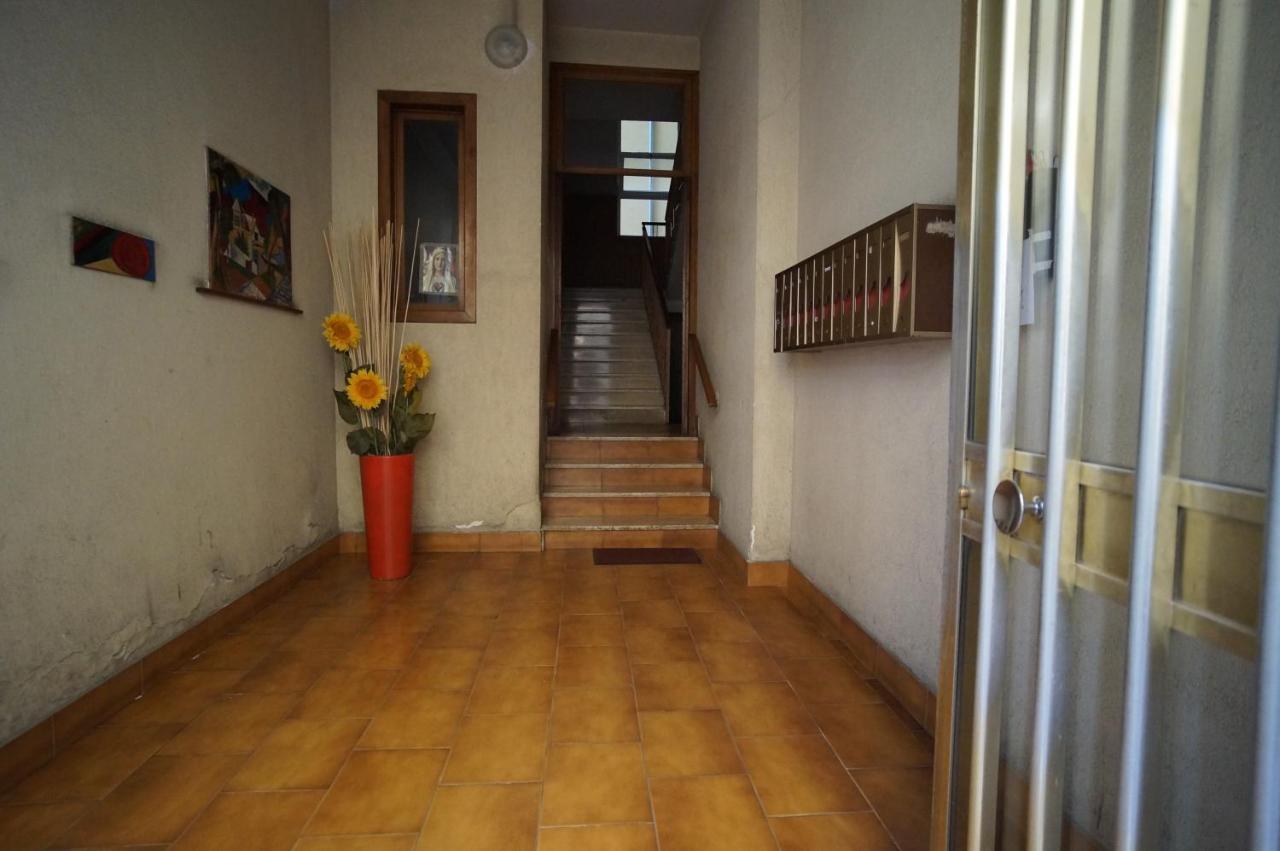 Cittadella Rooms ซาแลร์โน ภายนอก รูปภาพ