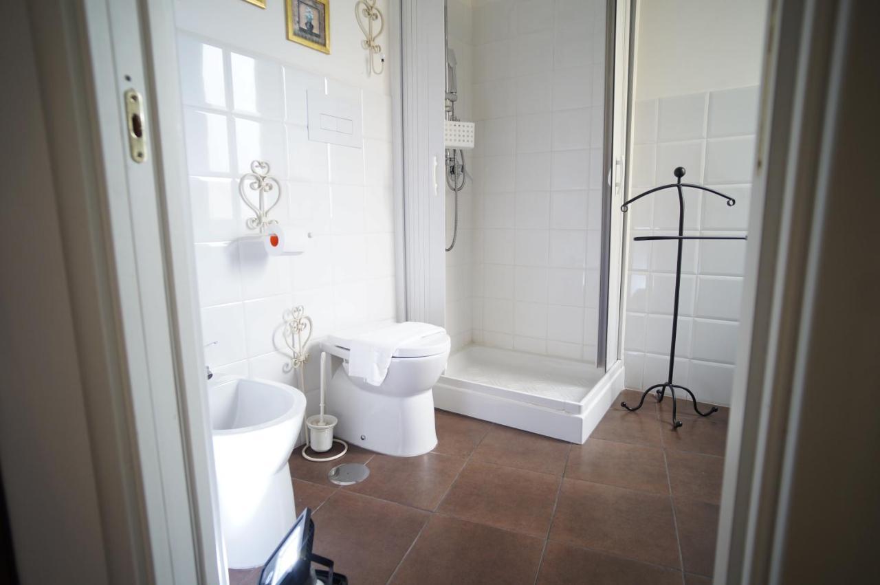 Cittadella Rooms ซาแลร์โน ภายนอก รูปภาพ