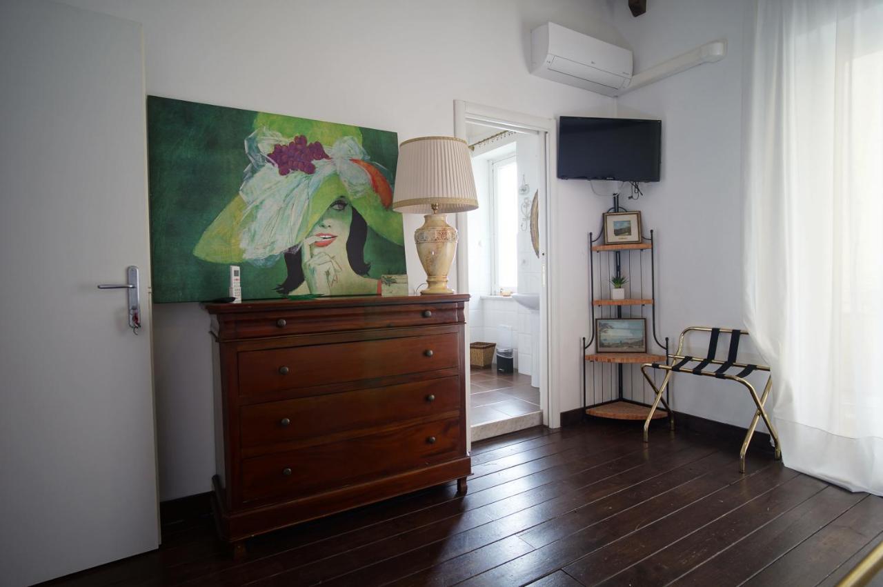 Cittadella Rooms ซาแลร์โน ภายนอก รูปภาพ
