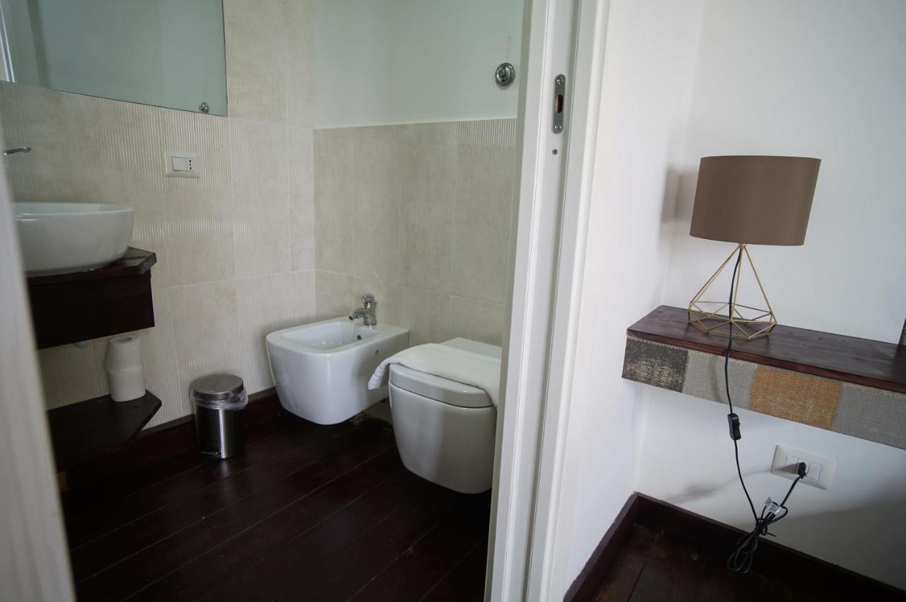 Cittadella Rooms ซาแลร์โน ภายนอก รูปภาพ