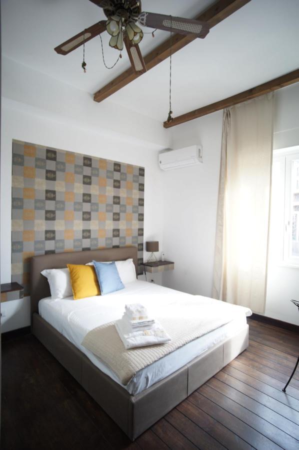 Cittadella Rooms ซาแลร์โน ภายนอก รูปภาพ