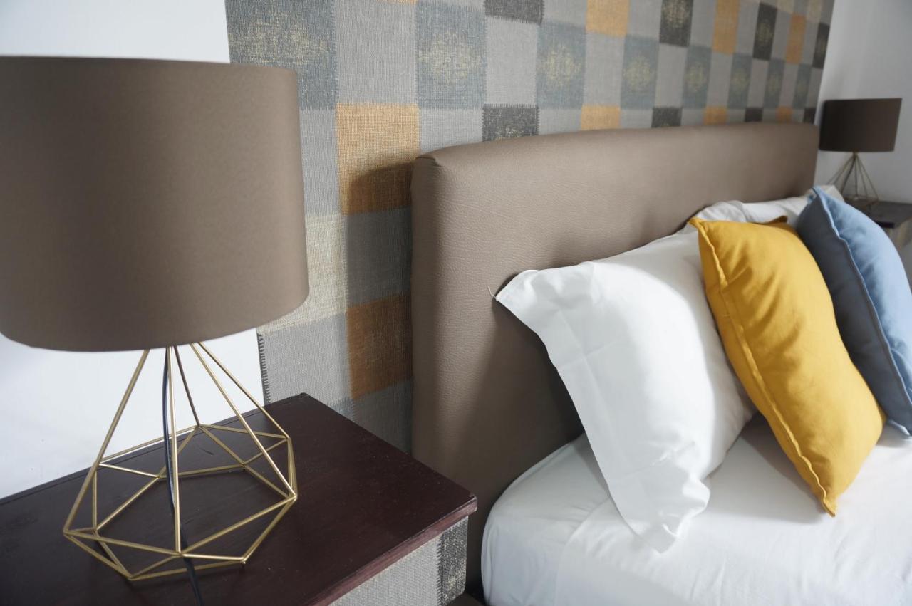 Cittadella Rooms ซาแลร์โน ภายนอก รูปภาพ